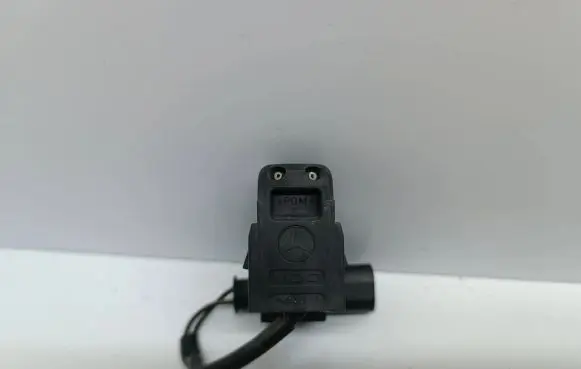Mercedes-Benz S W220 Windshield washer spray nozzle W220M