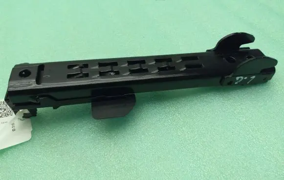 Audi Q7 4L Seat belt adjustment rail 8E0857833G