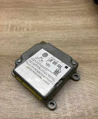 Volkswagen PASSAT B5 Airbag control unit/module 1J0909604