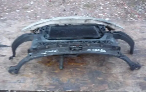 Audi TT Mk1 Radiator support slam panel