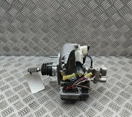 Toyota Prius+ (ZVW40) Brake booster 4727047030