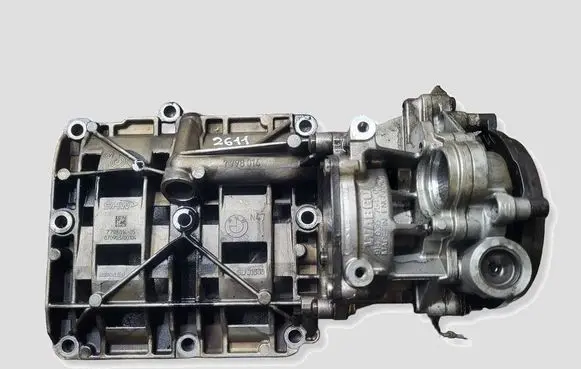 BMW 1 E81 E87 Oil pump 7798014 07090300104