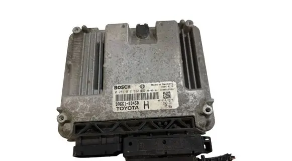 Toyota Yaris Engine control unit/module 896610D450 0281012322 1039S15560
