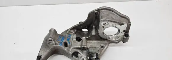 Volvo XC90 Generator/alternator bracket 31480996