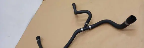 BMW Z4 E85 E86 Engine coolant pipe/hose 7541077 7512727