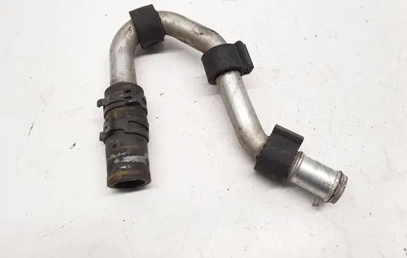 Volkswagen Touareg I Engine coolant pipe/hose