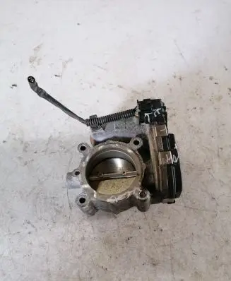 Mercedes-Benz B W246 W242 Throttle valve A2701410025