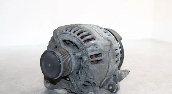 Volkswagen Caddy Generator/alternator 06F903023F