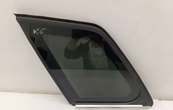 Audi Q4 Sportback e-tron Rear side window 43R011517