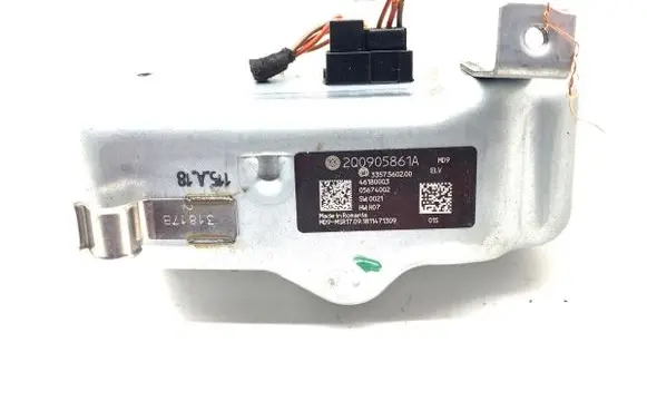 Seat Leon (5F) Steering wheel lock 2Q0905861A
