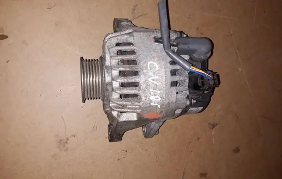 Toyota Corolla E140 E150 Generator/alternator 270600D190