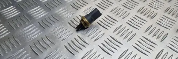 Seat Alhambra (Mk1) Coolant temperature sensor 06A919501A
