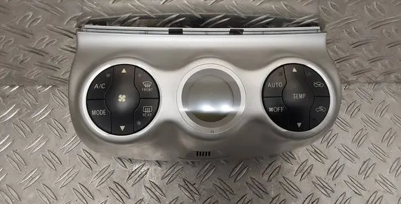 Toyota Urban Cruiser (XP110) Climate control unit 75D323