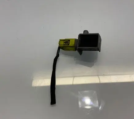 Mercedes-Benz GLK (X204) Airbag deployment crash/impact sensor A2048201985 2048201985