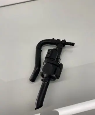 Volkswagen Golf V Valve vacuum 058133459