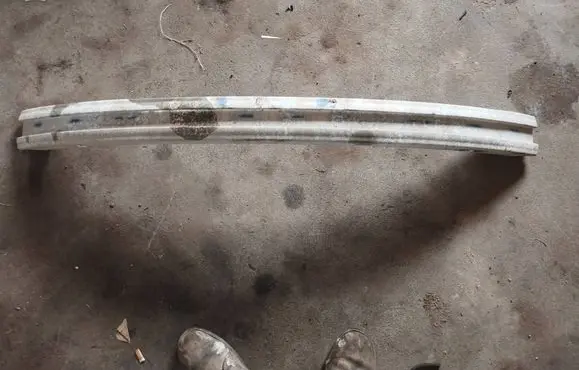Front bumper cross member