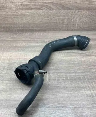 BMW 5 E60 E61 Engine coolant pipe/hose 7787452