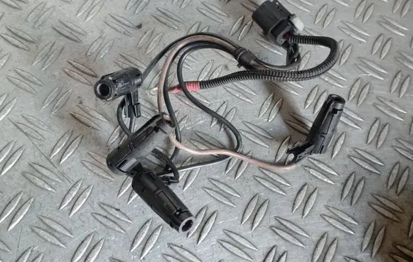 Mini One - Cooper R57 Glow plug wires 10006569 7811938