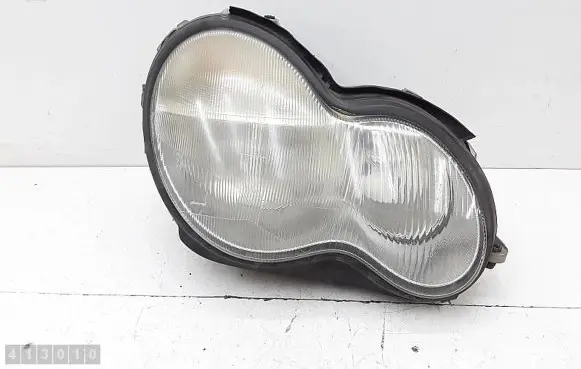 Mercedes-Benz C W203 Headlight/headlamp 0301166272