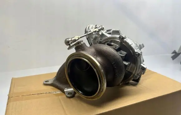 Volkswagen Tiguan Turbo 06Q145702B