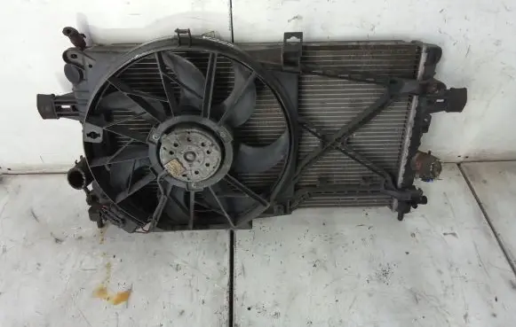 Opel Astra H Radiator set 