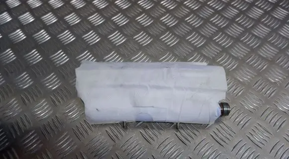 Knee airbag