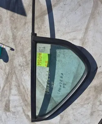Opel Frontera B Rear side window 43R00082