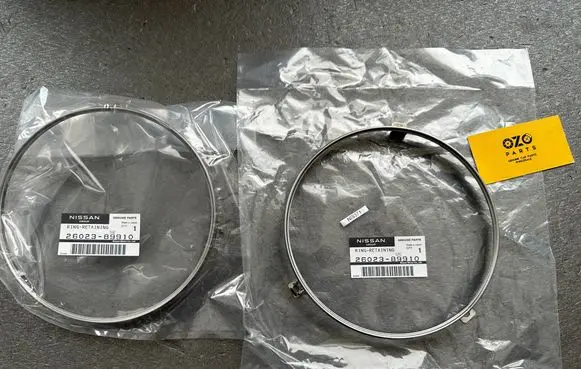Nissan Patrol Y60 Headlight/headlamp dust cover 2602389910