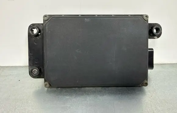 Jaguar F-Pace Distronic sensor radar GX739G768AD JSN21163140082 28085610