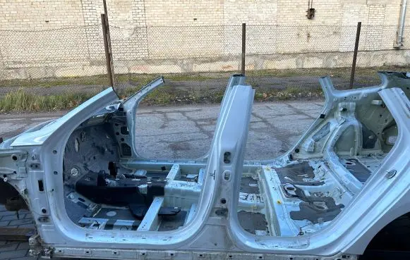 KIA Optima Pillar (middle) 