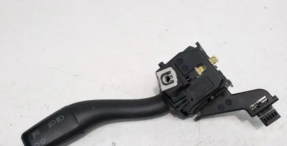 Audi A3 S3 8P Indicator stalk 8P0953513A