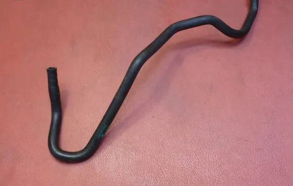 Seat Ibiza IV (6J,6P) Engine coolant pipe/hose 6R0121447BB