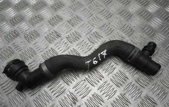 Audi A5 8T 8F Engine coolant pipe/hose 8W0122293H