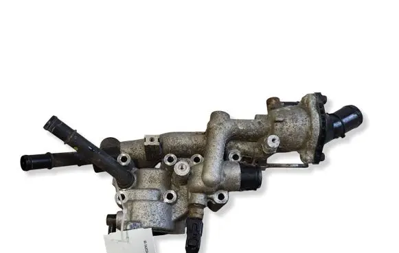 Hyundai Santa Fe Thermostat/thermostat housing 