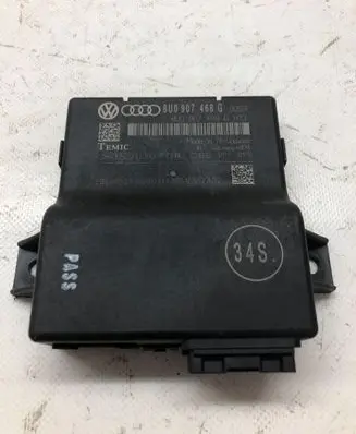 Audi Q3 8U Gateway control module 8U0907468G