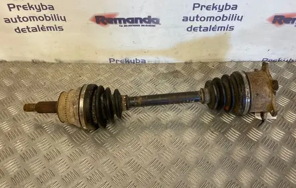 Mitsubishi Pajero Rear driveshaft