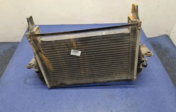 Iveco Daily 3rd gen Electric car engine cooler 