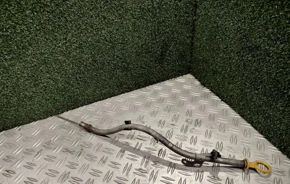 Oil level dip stick