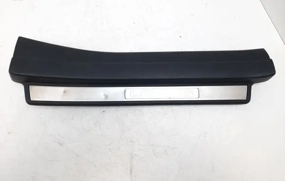 Lexus LS 430 Rear sill trim cover 6791750060 6791750070