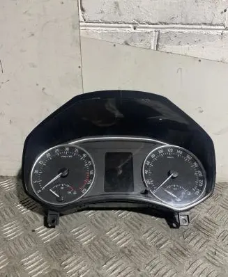 Skoda Octavia Mk2 (1Z) Speedometer (instrument cluster) 1Z0920843S VD1048010 1252508561