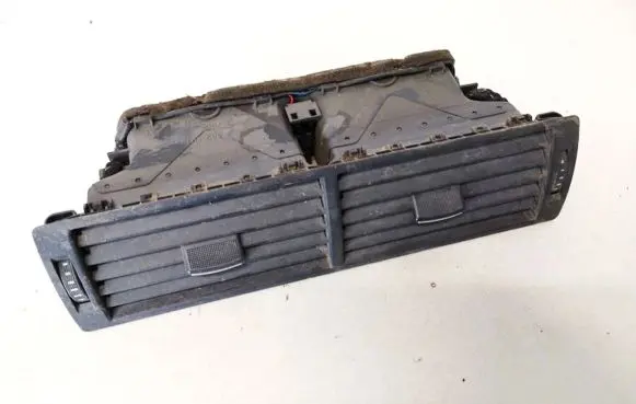 Audi A6 S6 C5 4B Dash center air vent grill 4B1820951h