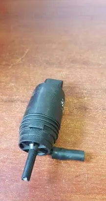 BMW X1 E84 Windscreen/windshield washer pump 7199567