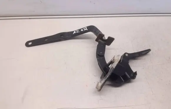 Volvo V70 Loading door upper hinge 