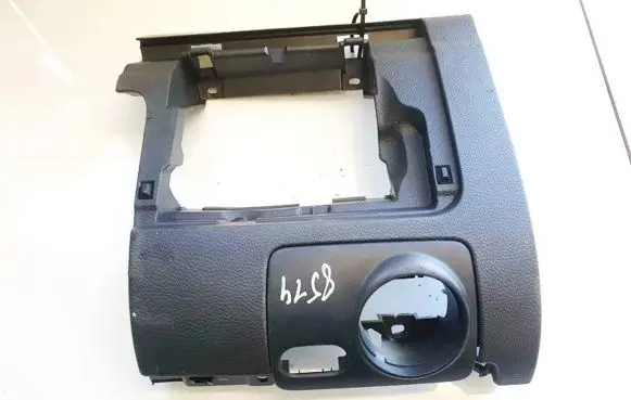Volkswagen Jetta V Other interior part 1k1858367