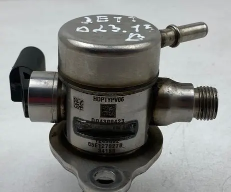 Volkswagen Jetta USA Fuel injection high pressure pump 05E127027B