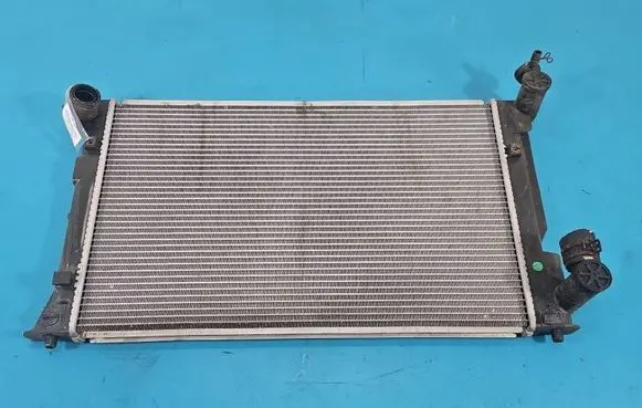 Toyota Avensis T250 Coolant radiator IMPRK1557577
