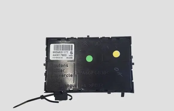 Citroen C5 Seat control switch 9659831177