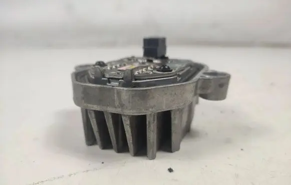 Volvo XC90 LED ballast control module B105151A E911613