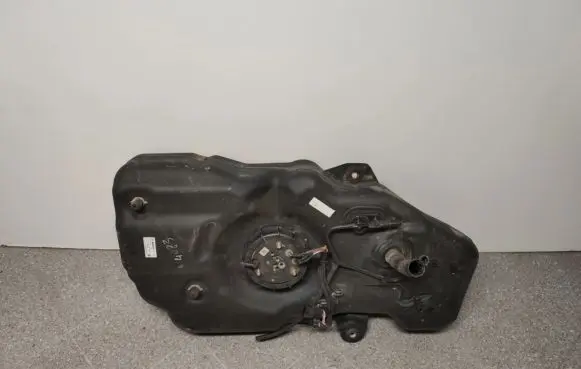 Mercedes-Benz ML W166 AdBlue liquid reservoir A1664703901