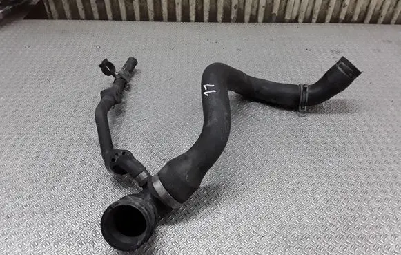 Volkswagen Touareg I Engine coolant pipe/hose 7L6122291F
